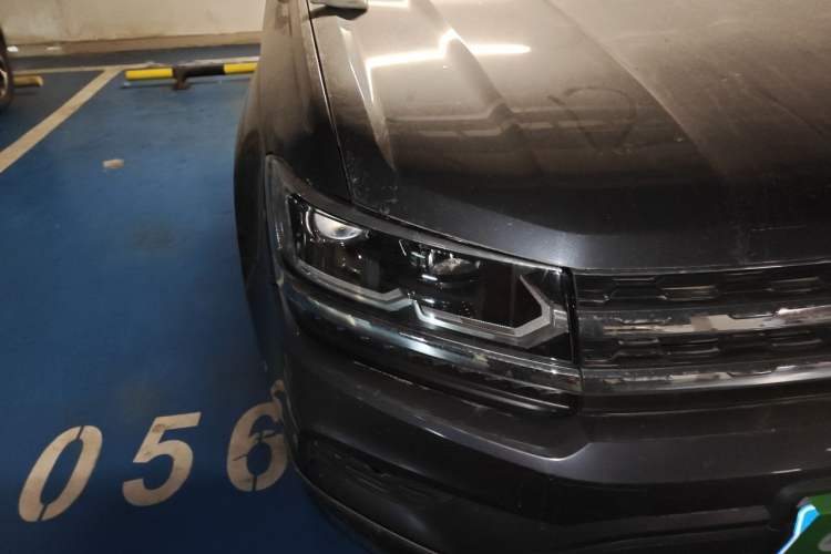 Used Volkswagen Tharu 2019 280TSI Two-Wheel Drive Flagship Version China VI Standard Right Front Headlight