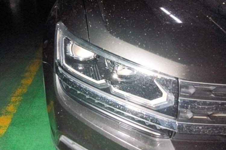 Used Volkswagen Tharu 2019 280TSI Two-Wheel Drive Luxury Version China VI Standard Right Front Headlight