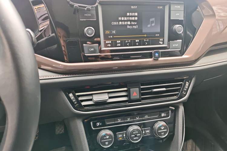 Used Volkswagen Tharu 2019 280TSI Two-Wheel Drive Comfort Edition China V Standard Audio And AC Panel