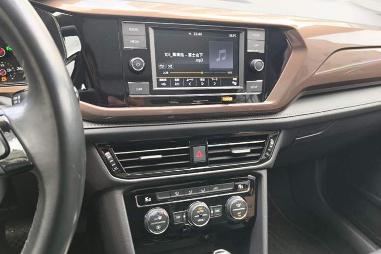 Used Volkswagen Tharu 2019 280TSI Two-Wheel Drive Comfort Edition China VI Standard Audio And AC Panel