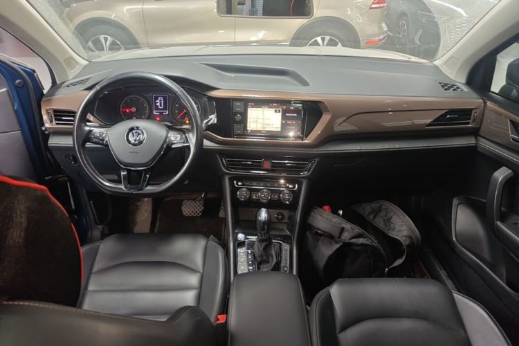 Used Volkswagen Tharu 2019 280TSI Two-Wheel Drive Luxury Edition China V Standard Center Console