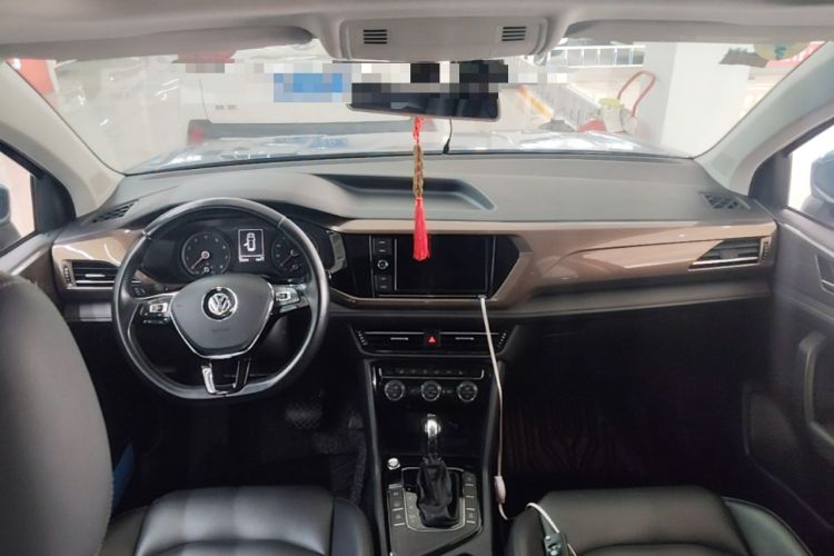 Used Volkswagen Tharu 2019 330TSI Four-Wheel Drive Luxury Edition China VI Standard Center Console