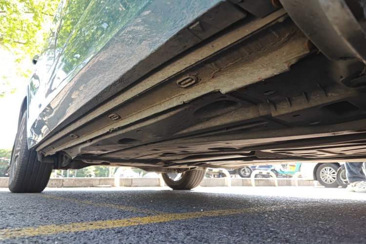 Used Volkswagen Tharu 2019 280TSI Two-Wheel Drive R-Line China VI Standard Chassis Front Right