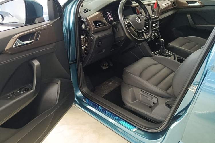Used Volkswagen Tharu 2019 280TSI Two-Wheel Drive Comfort Edition China V Standard Driver Seat