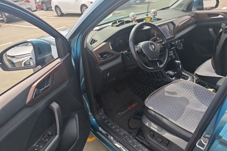 Used Volkswagen Tharu 2019 330TSI Four-Wheel Drive Flagship Model China VI Standard Driver Seat
