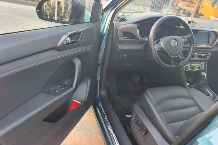 Used Volkswagen Tharu 2019 280TSI Two-Wheel Drive Flagship Version China VI Standard Driver Seat