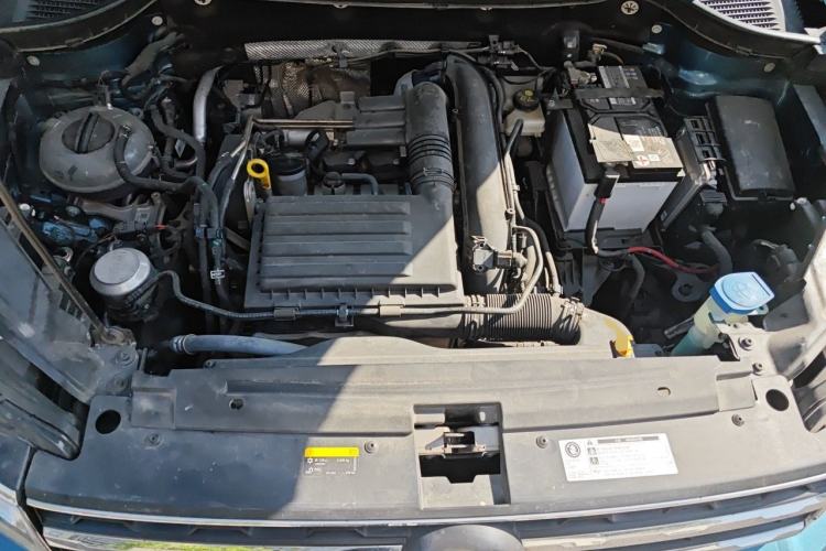 Used Volkswagen Tharu 2019 280TSI Two-Wheel Drive R-Line China VI Standard Engine Bay