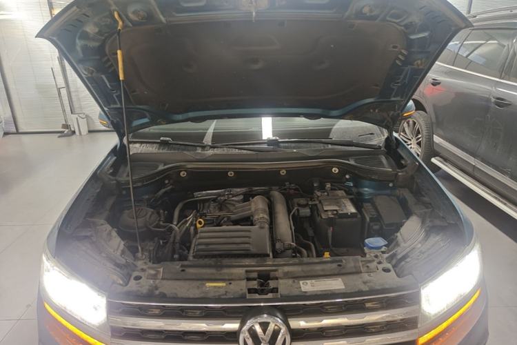 Used Volkswagen Tharu 2019 280TSI Two-Wheel Drive Luxury Edition China V Standard Engine Bay
