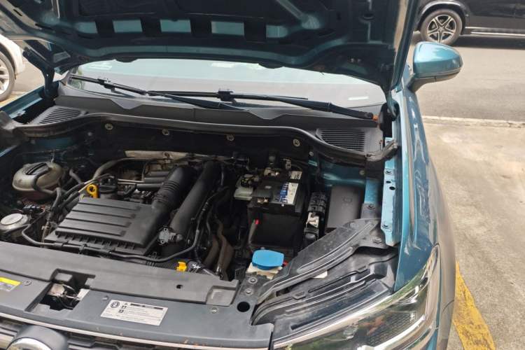 Used Volkswagen Tharu 2019 280TSI Two-Wheel Drive Comfort Edition China VI Standard Engine Bay Left