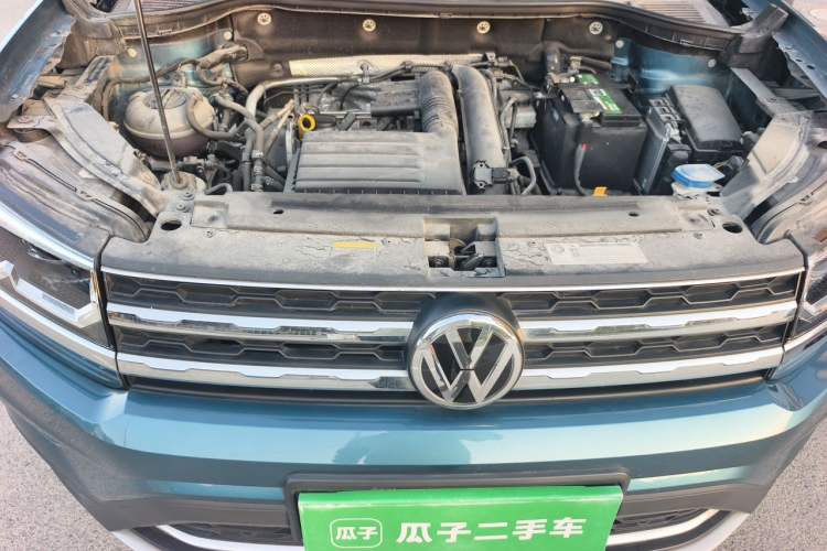 Used Volkswagen Tharu 2019 280TSI Two-Wheel Drive Flagship Version China VI Standard Engine Bay