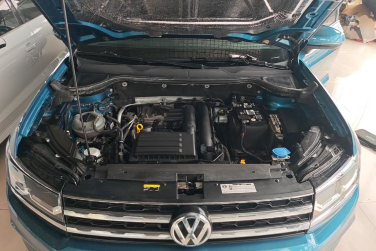 Used Volkswagen Tharu 2019 280TSI Two-Wheel Drive Luxury Version China VI Standard Engine Bay