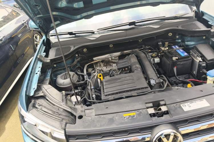 Used Volkswagen Tharu 2019 280TSI Two-Wheel Drive Comfort Edition China VI Standard Engine Bay Right