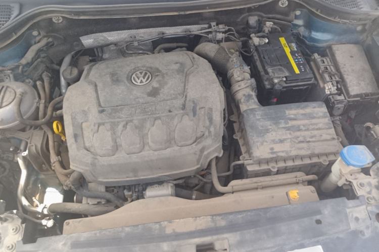 Used Volkswagen Tharu 2019 330TSI Four-Wheel Drive Luxury Edition China VI Standard Engine Bay