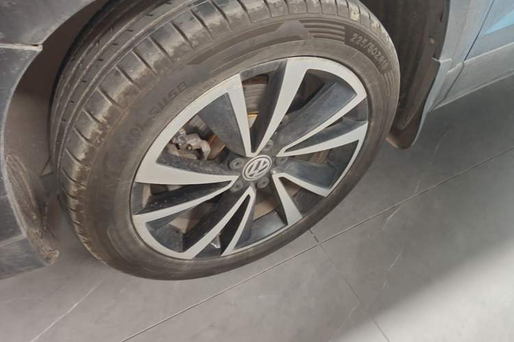 Used Volkswagen Tharu 2019 280TSI Two-Wheel Drive Luxury Edition China V Standard Exterior 4