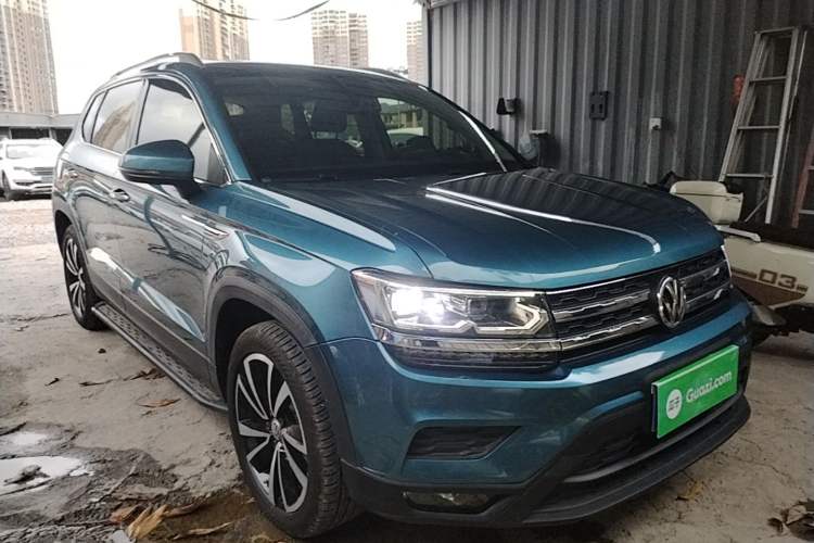 Used Volkswagen Tharu 2019 280TSI Two-Wheel Drive Luxury Version China VI Standard Front Right 45 Deg