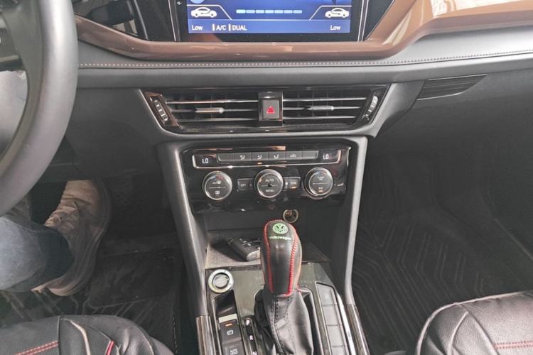 Used Volkswagen Tharu 2019 280TSI Two-Wheel Drive Comfort Edition China V Standard Gear Lever