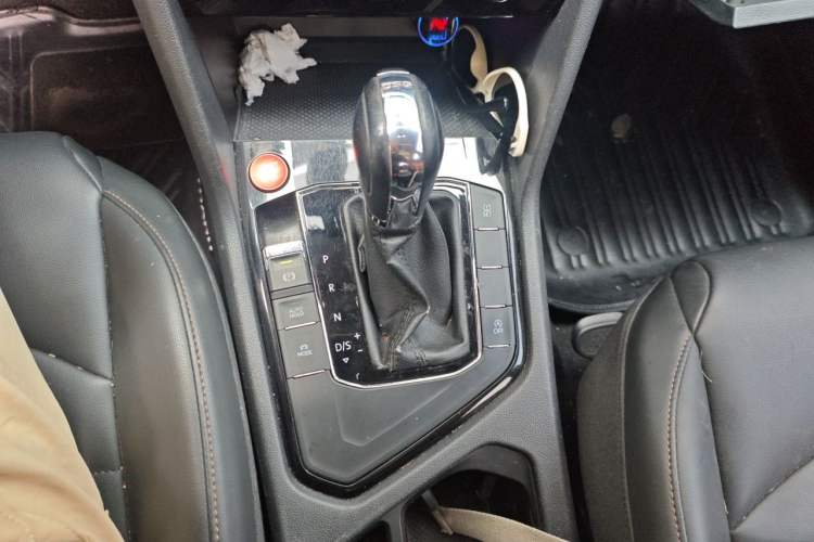 Used Volkswagen Tharu 2019 280TSI Two-Wheel Drive Comfort Edition China VI Standard Gear Lever