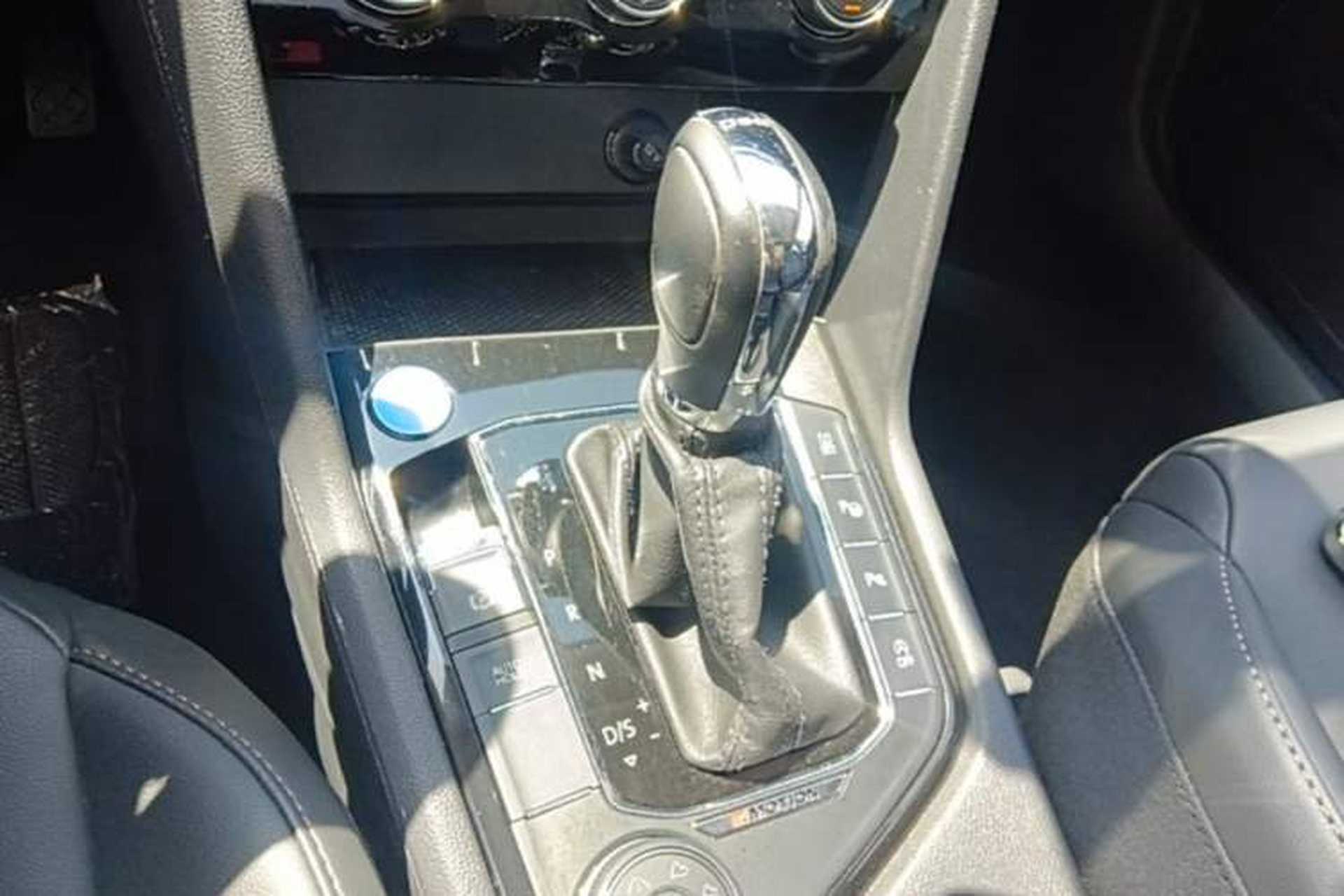 Used Volkswagen Tharu 2019 330TSI Four-Wheel Drive Flagship Model China VI Standard Gear Lever