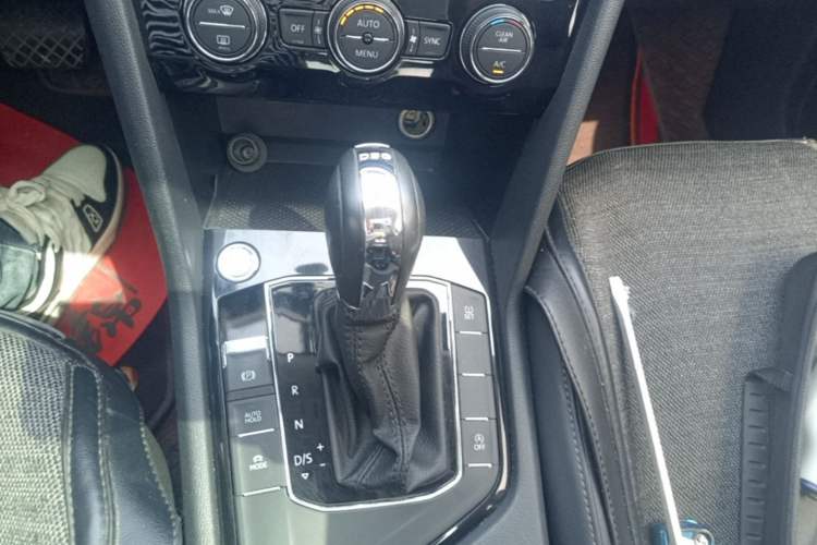 Used Volkswagen Tharu 2019 330TSI Four-Wheel Drive Luxury Edition China VI Standard Gear Lever