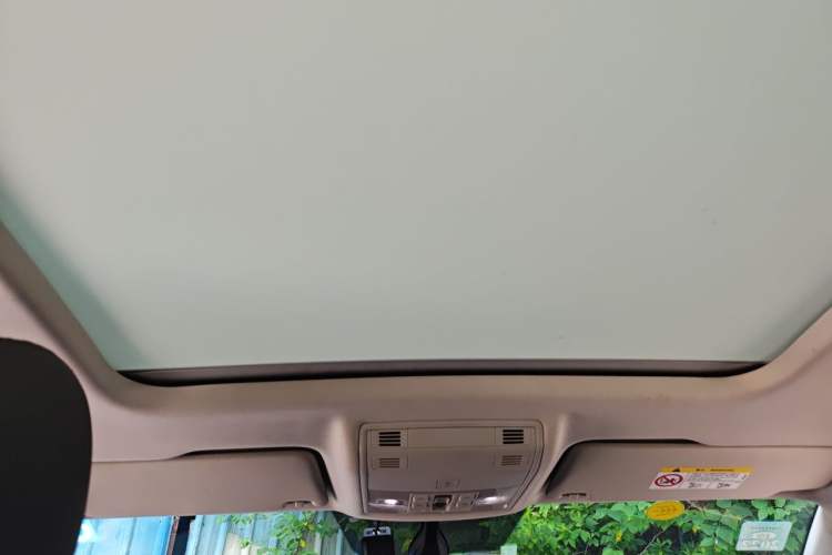 Used Volkswagen Tharu 2019 330TSI Four-Wheel Drive Flagship Model China VI Standard Headliner