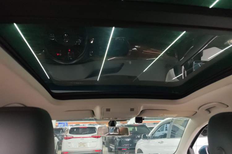 Used Volkswagen Tharu 2019 330TSI Four-Wheel Drive Luxury Edition China VI Standard Headliner