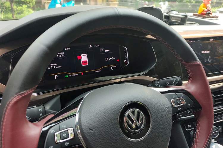 Used Volkswagen Tharu 2019 330TSI Four-Wheel Drive Flagship Model China VI Standard Instrument Cluster