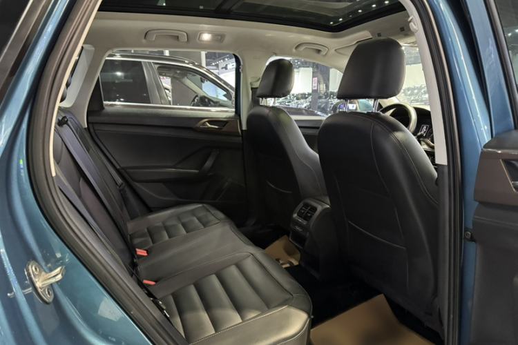 Used Volkswagen Tharu 2019 280TSI Two-Wheel Drive Luxury Version China VI Standard Interior 11