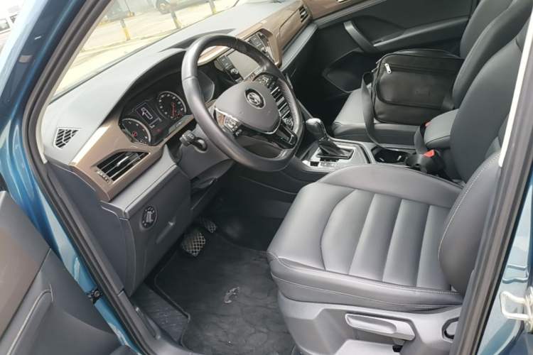Used Volkswagen Tharu 2019 280TSI Two-Wheel Drive Comfort Edition China VI Standard Left Front Seat