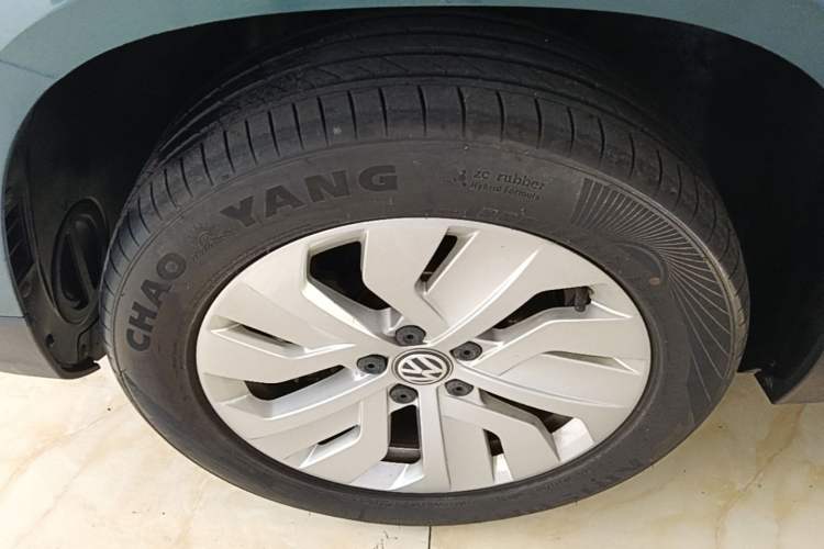 Used Volkswagen Tharu 2019 280TSI Two-Wheel Drive Comfort Edition China V Standard Left Front Wheel Hub