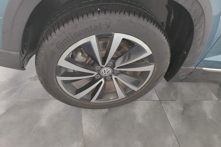 Used Volkswagen Tharu 2019 280TSI Two-Wheel Drive Flagship Edition China V Standard Left Front Wheel Hub