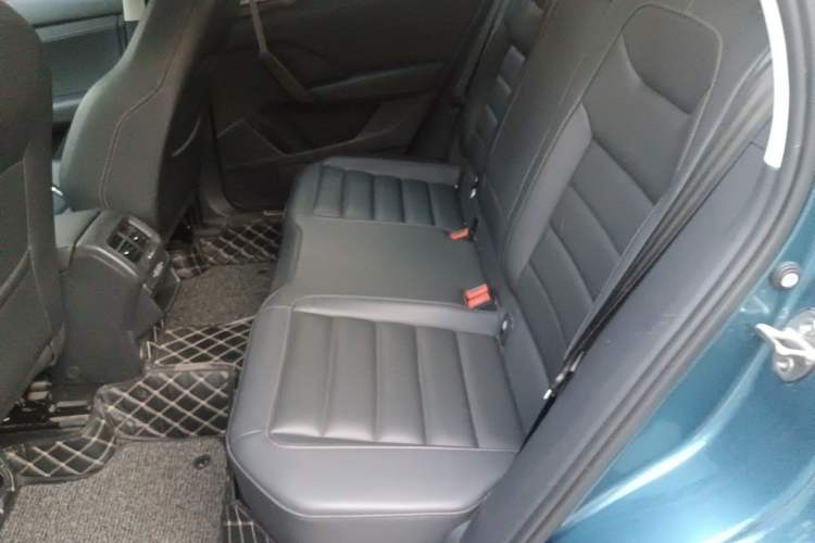 Used Volkswagen Tharu 2019 280TSI Two-Wheel Drive Luxury Edition China V Standard Left Rear Seat