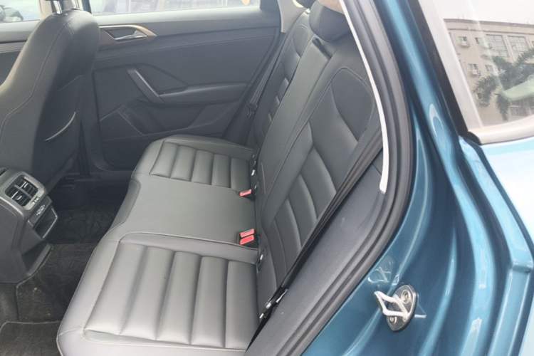 Used Volkswagen Tharu 2019 280TSI Two-Wheel Drive Comfort Edition China VI Standard Left Rear Seat