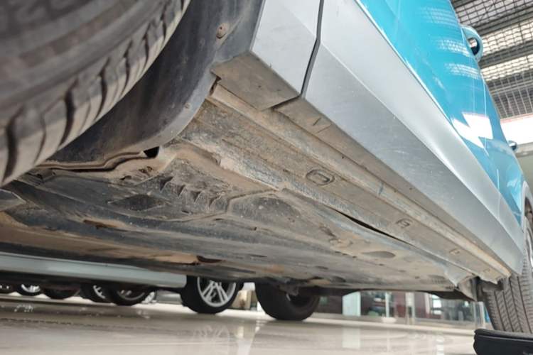 Used Volkswagen Tharu 2019 280TSI Two-Wheel Drive Luxury Version China VI Standard Left Side Sill