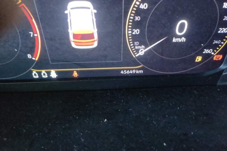 Used Volkswagen Tharu 2019 330TSI Four-Wheel Drive Flagship Model China VI Standard Odometer Close Up