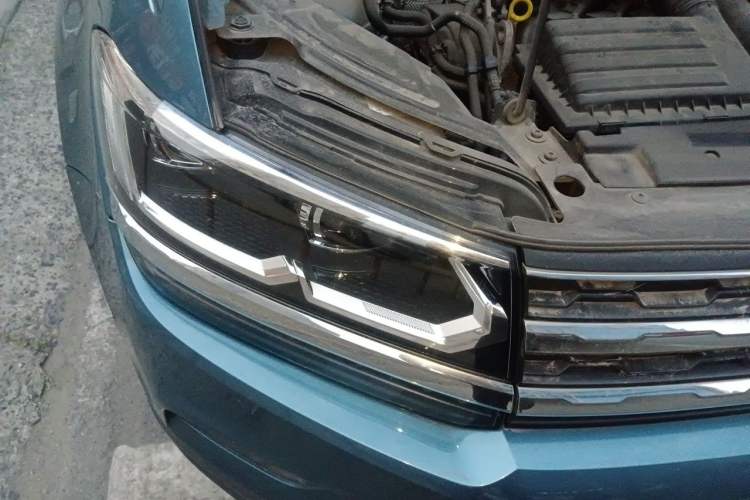 Used Volkswagen Tharu 2019 280TSI Two-Wheel Drive Luxury Edition China V Standard Right Front Headlight