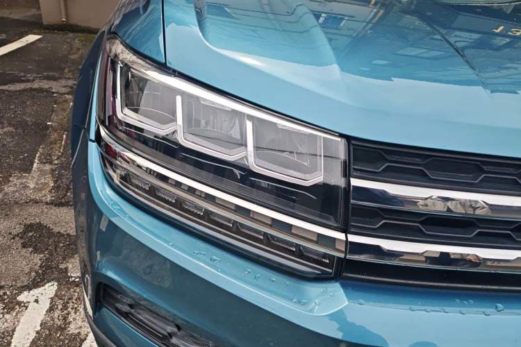 Used Volkswagen Tharu 2019 280TSI Two-Wheel Drive Comfort Edition China V Standard Right Front Headlight