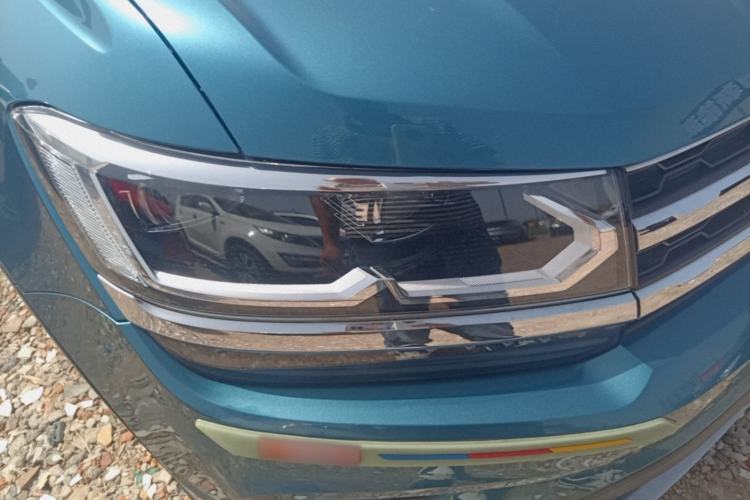 Used Volkswagen Tharu 2019 330TSI Four-Wheel Drive Luxury Edition China VI Standard Right Front Headlight