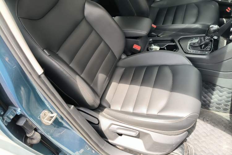 Used Volkswagen Tharu 2019 280TSI Two-Wheel Drive Luxury Version China VI Standard Right Front Seat