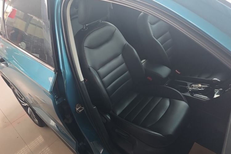 Used Volkswagen Tharu 2019 280TSI Two-Wheel Drive Luxury Version China VI Standard Right Front Seat