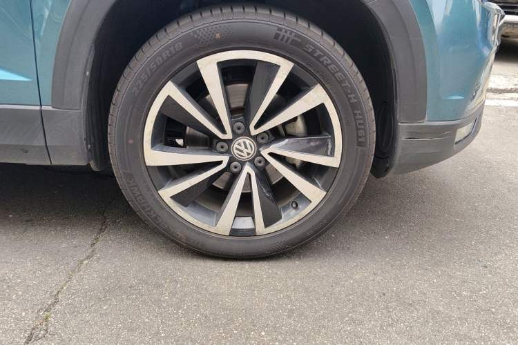 Used Volkswagen Tharu 2019 280TSI Two-Wheel Drive Comfort Edition China VI Standard Right Front Wheel Hub