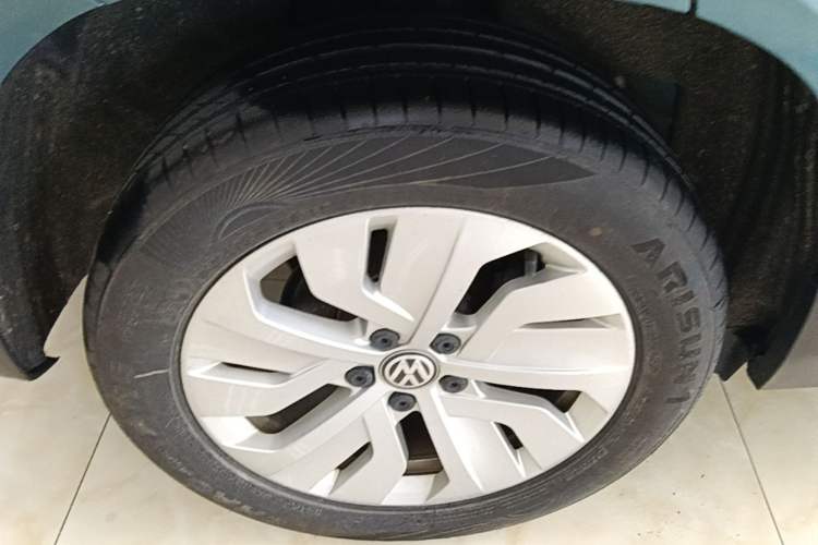Used Volkswagen Tharu 2019 280TSI Two-Wheel Drive Comfort Edition China V Standard Right Rear Wheel Hub
