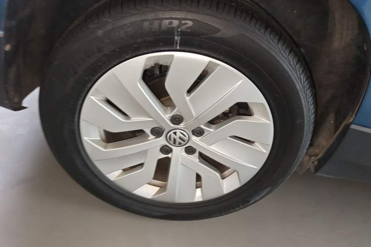 Used Volkswagen Tharu 2019 280TSI Two-Wheel Drive Comfort Edition China VI Standard Right Rear Wheel Hub