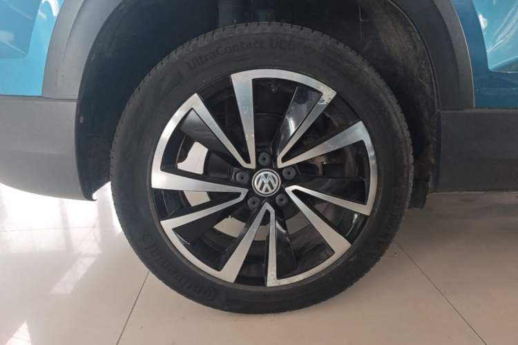 Used Volkswagen Tharu 2019 280TSI Two-Wheel Drive Luxury Version China VI Standard Right Rear Wheel Hub