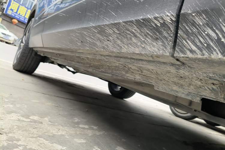 Used Volkswagen Tharu 2019 280TSI Two-Wheel Drive Luxury Version China VI Standard Right Side Sill
