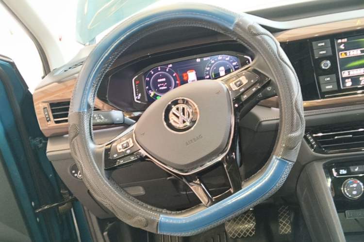 Used Volkswagen Tharu 2019 330TSI Four-Wheel Drive Flagship Model China VI Standard Steering Wheel
