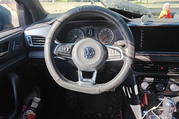 Used Volkswagen Tharu 2019 280TSI Two-Wheel Drive R-Line China VI Standard Steering Wheel