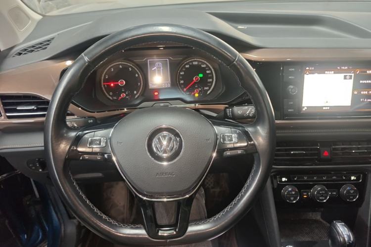 Used Volkswagen Tharu 2019 280TSI Two-Wheel Drive Luxury Edition China V Standard Steering Wheel