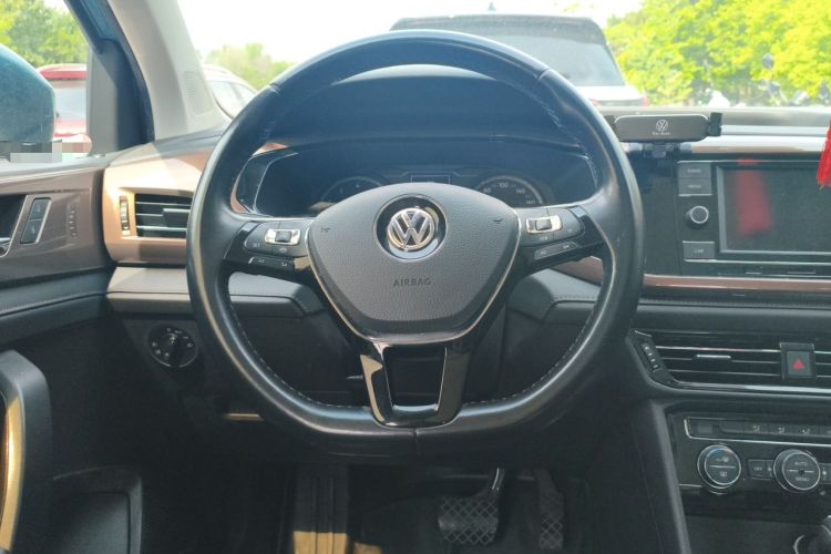 Used Volkswagen Tharu 2019 280TSI Two-Wheel Drive Comfort Edition China VI Standard Steering Wheel