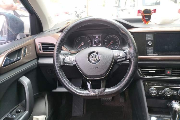 Used Volkswagen Tharu 2019 330TSI Four-Wheel Drive Luxury Edition China VI Standard Steering Wheel