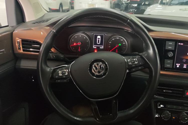 Used Volkswagen Tharu 2019 330TSI Four-Wheel Drive Luxury Edition China VI Standard Steering Wheel